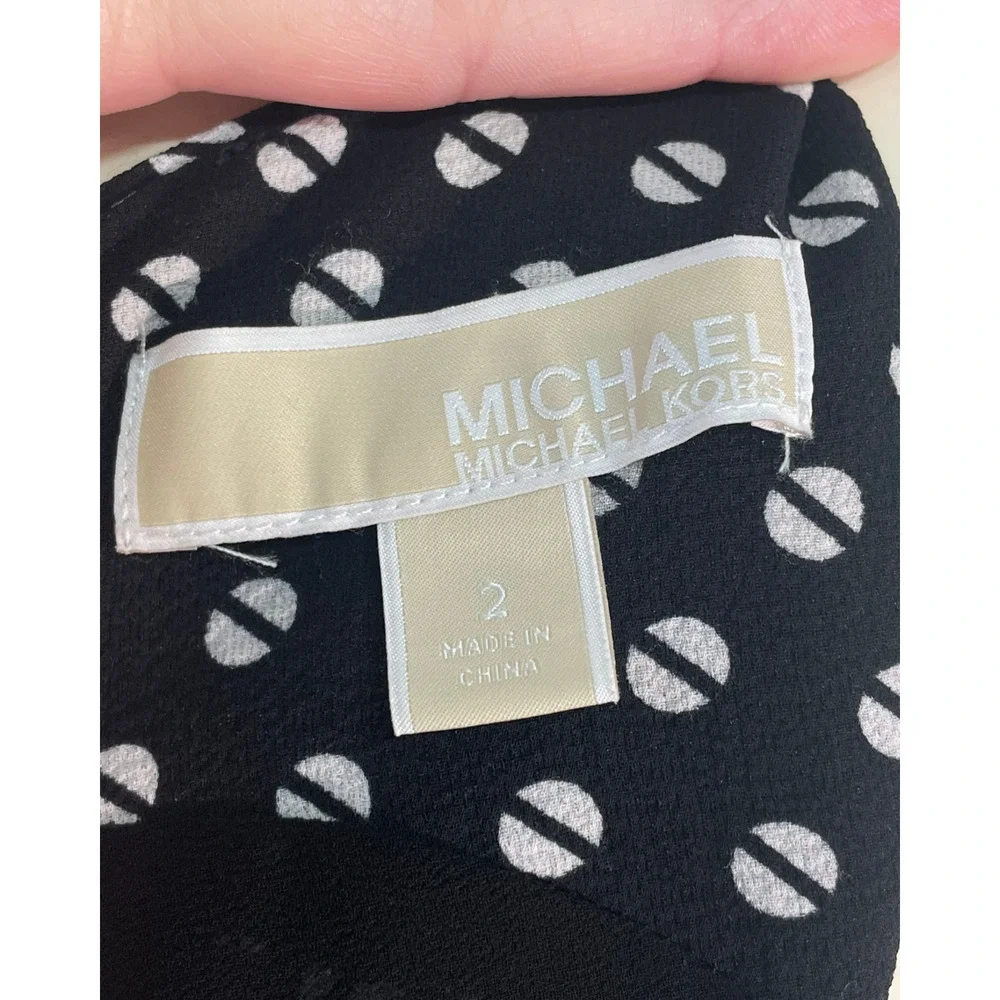 Michael Kors Sz 2 Belted Jumpsuit Cropped Pants V-Neck Bodice Black White Dots - Picture 13 of 13